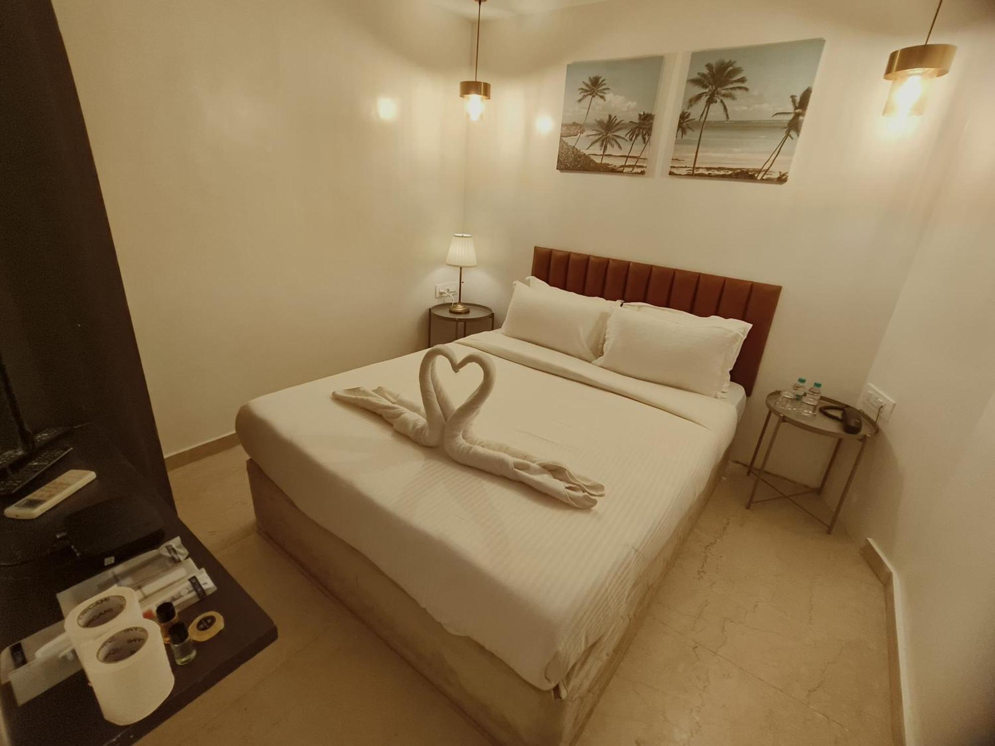 The Majlis Hotel - Colaba מומביי מראה חיצוני תמונה